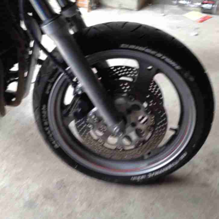 Suzuki GSX 600 F zum Aufbau Teilelager