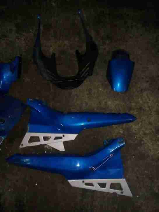 Suzuki GSX 600F für Umbau zum Naked Bike