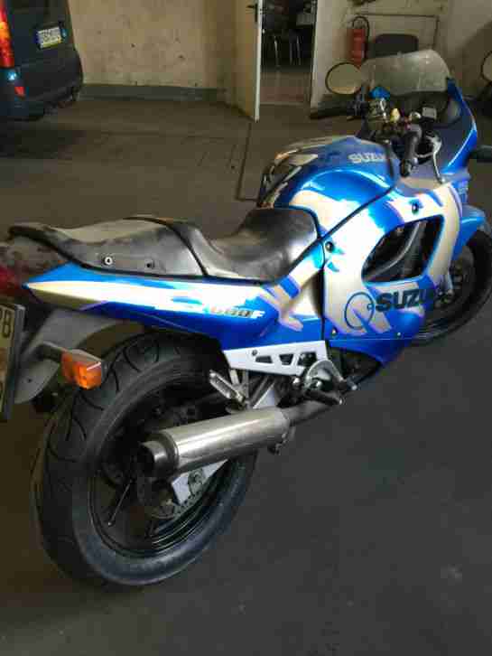 Suzuki GSX 600f 25kw Service neu Batterie neu Reifen neu!!! nur 3 Tage