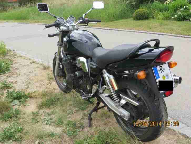 Suzuki GSX 750 AE