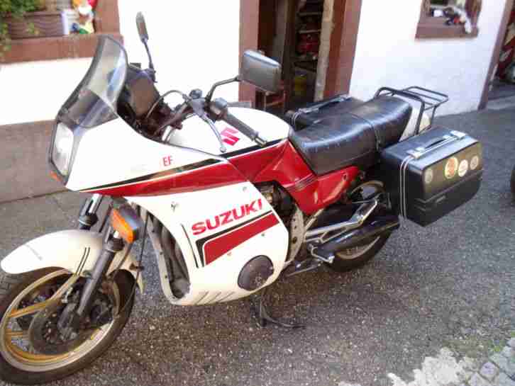 Suzuki GSX 750 EF