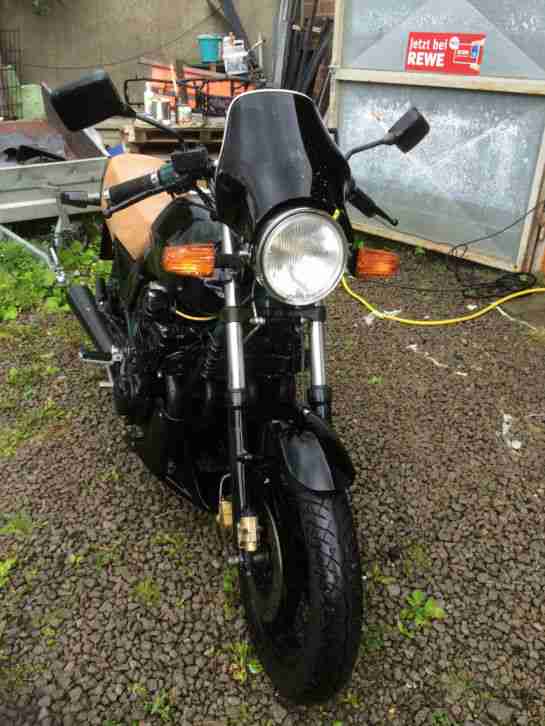 Suzuki GSX 750 EF, Bj. 1983, charmante älter Dame mit Pflegerückstand