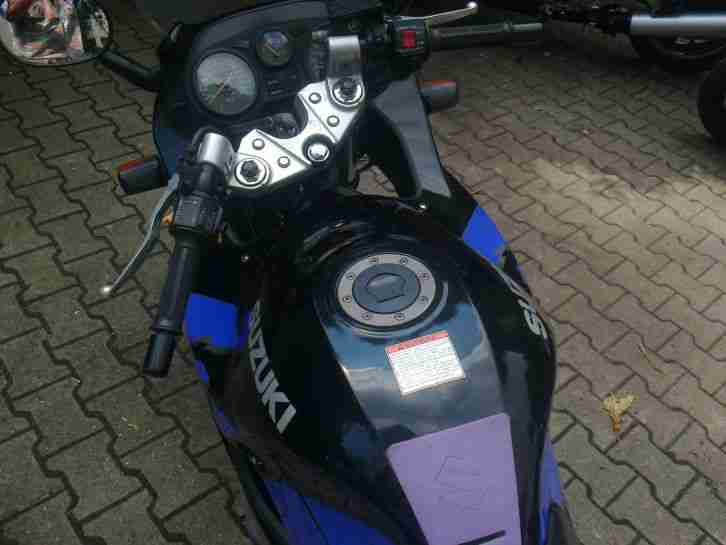 Suzuki GSX 750 F 1. Besitz