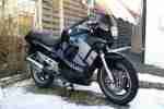 GSX 750 F Motorrad schwarz