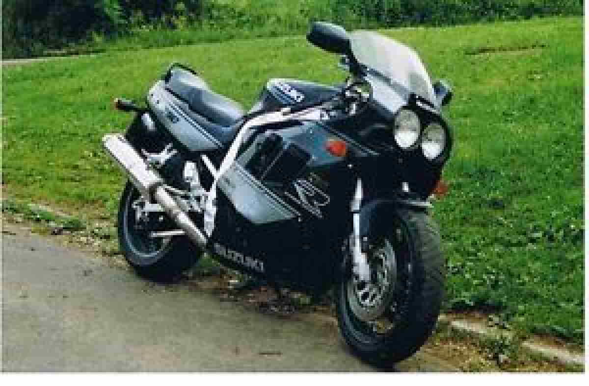 GSX 750 R