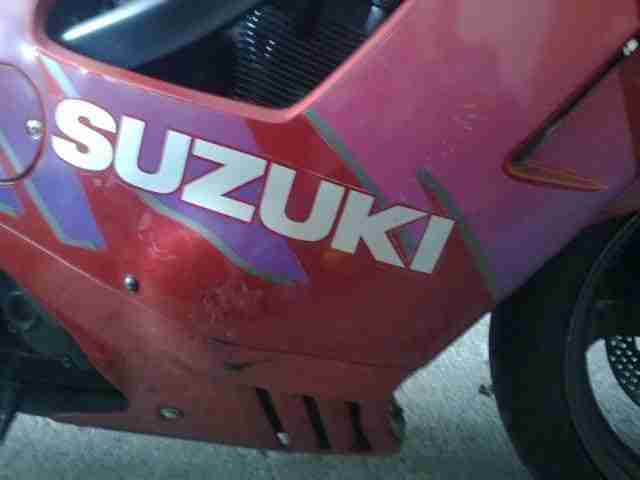 Suzuki GSX 750F