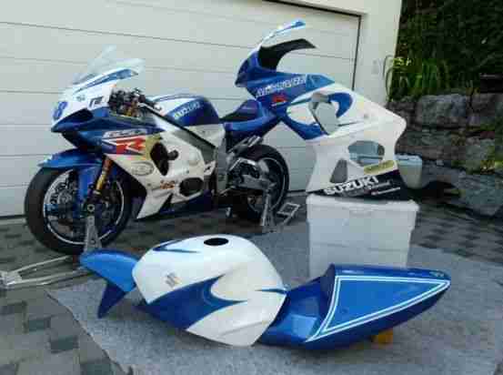 Suzuki GSX-R 1000 K1 Rennmotorrad, VIELE EXTRAS!!!