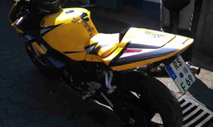 Suzuki GSX R 1000 K4