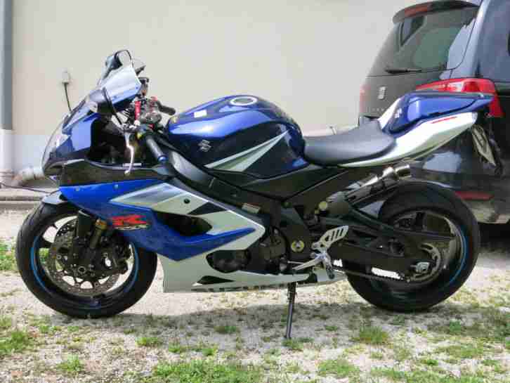Suzuki GSX R