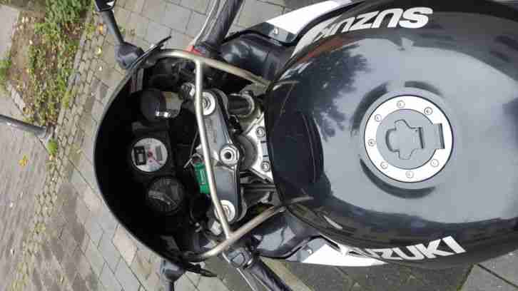 Suzuki GSX R 600