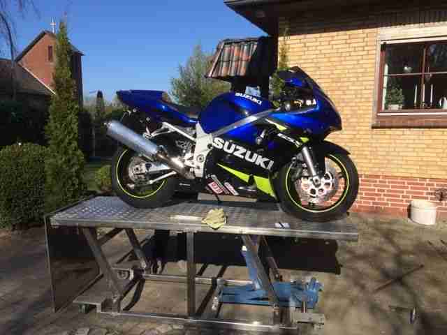 Suzuki GSX-R 600 K1 // TÜV neu // Viele Extras