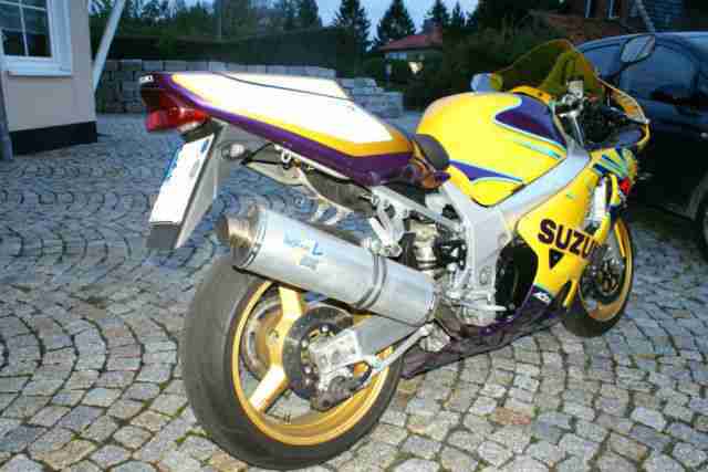 +++++ Suzuki GSX-R 600 K3 Corona Alstare +++++