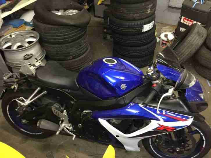 Suzuki GSX R 600 K7 K6 Unfall BJ2007