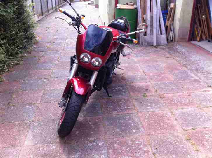 Suzuki GSX-R 750