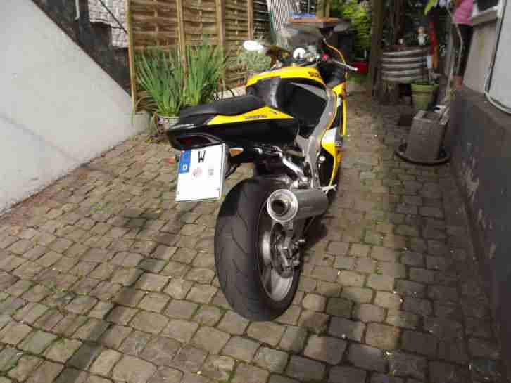 Suzuki GSX-R 750 K1 Unfallfrei