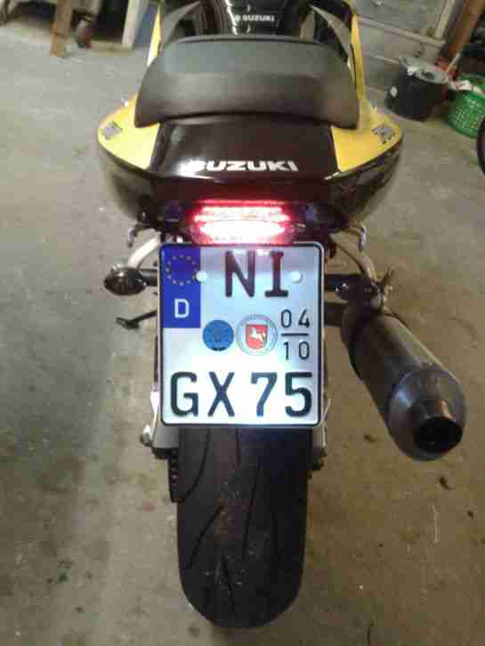 Suzuki GSX R 750 K2