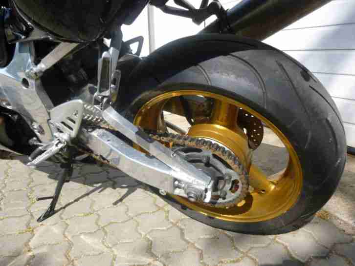 Suzuki GSX-R 750 SRAD - Tüv bis 02/16- Winterschnäppchen!!!