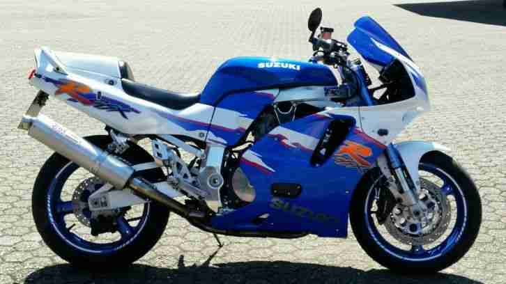 GSX R 750W