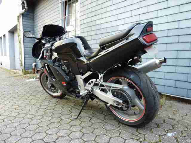 Suzuki GSX-R 750W Tüv 11/2016 GR7BA GR7BB