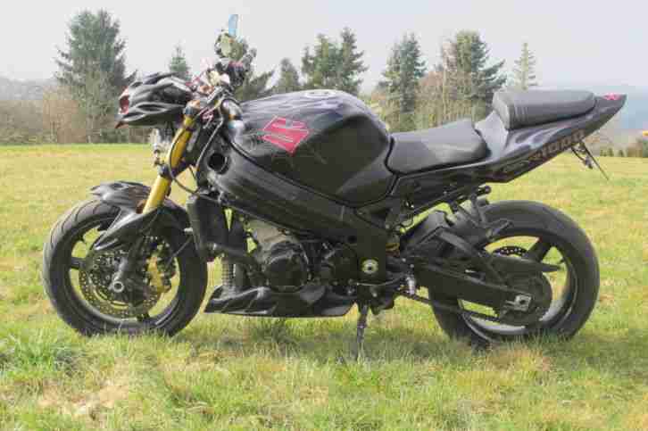 Suzuki GSX-R GSXR 1000 K3 Streetfighter