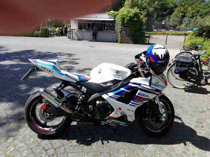 Suzuki GSX-R1000 K7