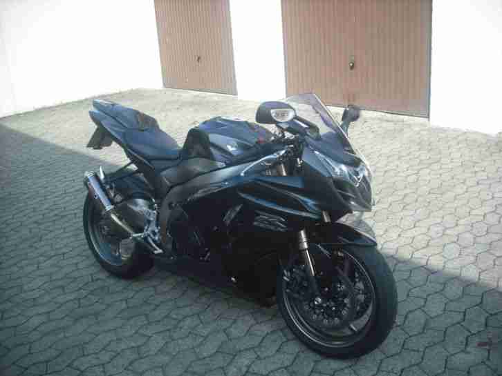 Suzuki GSX-R1000 L1