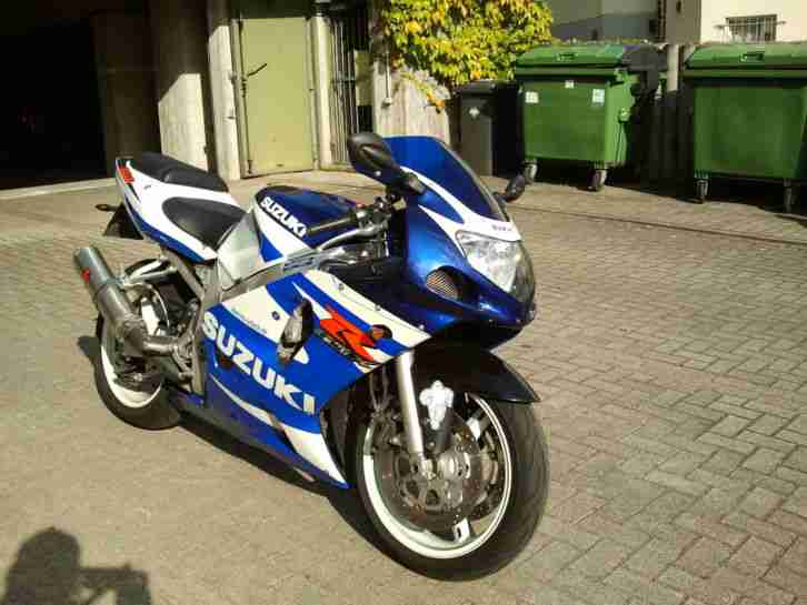 Suzuki GSX-R600 Weiss/Blau K1/K2 Tüv 01/2016 EZ07/2001 Akrapovic Puig