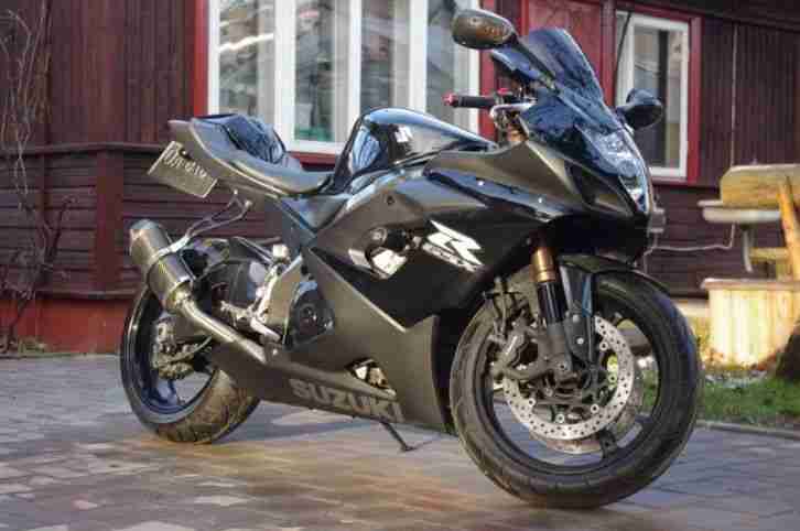 Suzuki GSXR 1000 K6