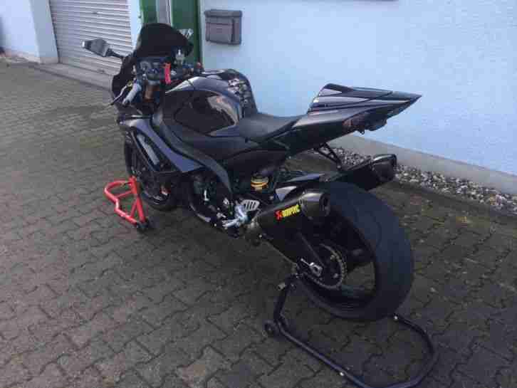 Suzuki GSXR 1000 K8 viele Extras