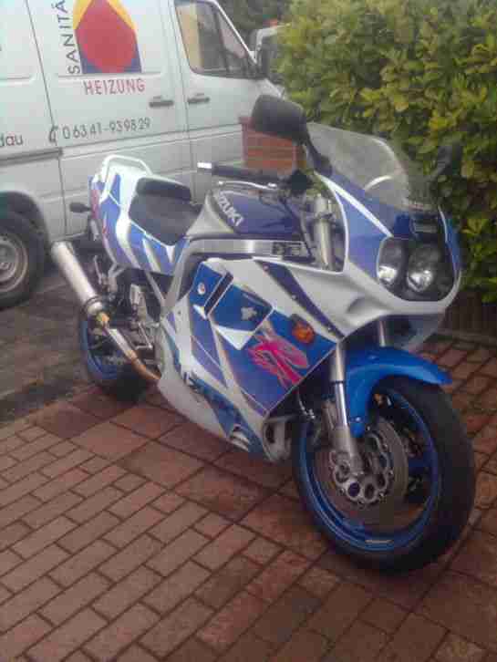 Suzuki GSXR 1100 Bj. 92 (GV73C)