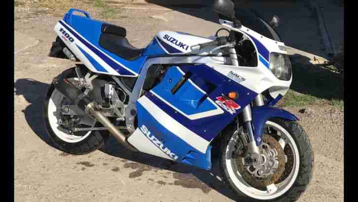 Suzuki GSXR 1100 Blau Weiß