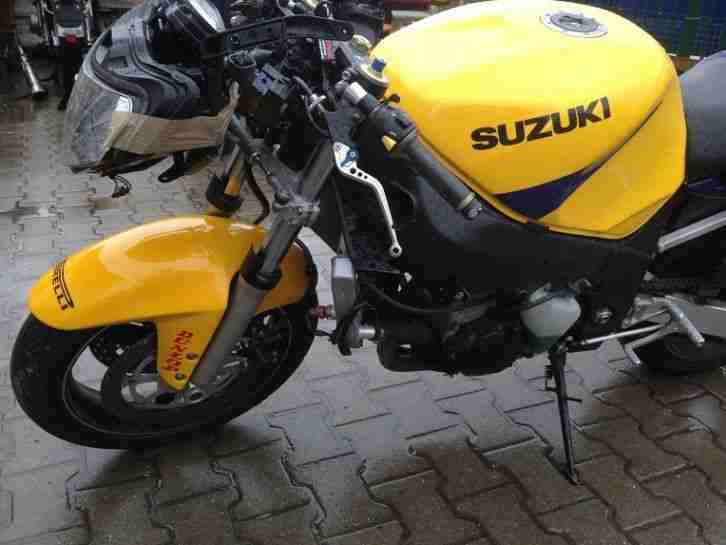 Suzuki GSXR 600 K2 mit 33000 km unfallbeschädigt