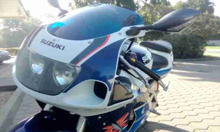 Suzuki GSXR 750