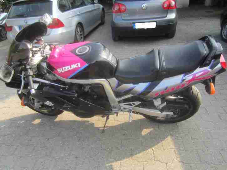 Suzuki GSXR 750 (GR 7A)