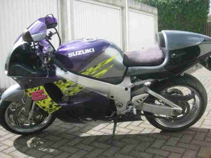 GSXR 750 SRAD Bj.1996