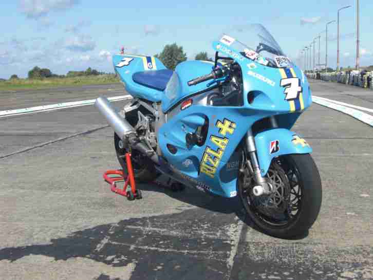 Suzuki GSXR 750 Srad