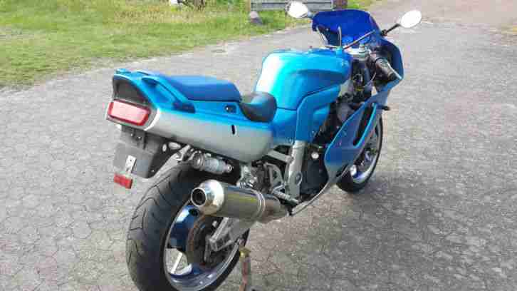Suzuki GSXR 750 W SP GR7BB