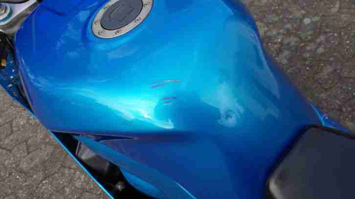 Suzuki GSXR 750 W SP GR7BB