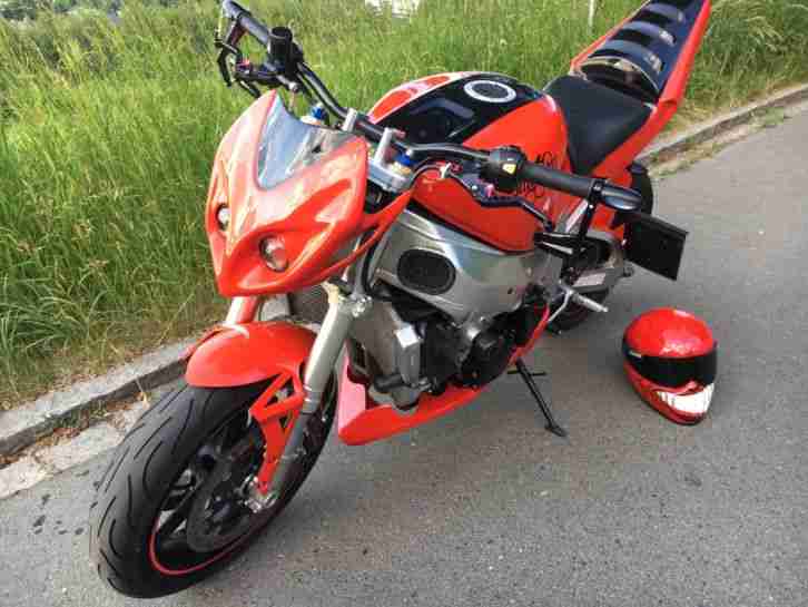 Suzuki GSXR K3 Streetfighter