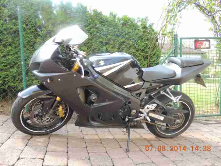 Suzuki GSXR1000 K4