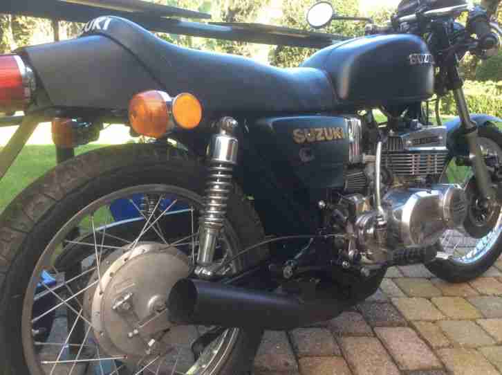 Suzuki GT380 Café racer