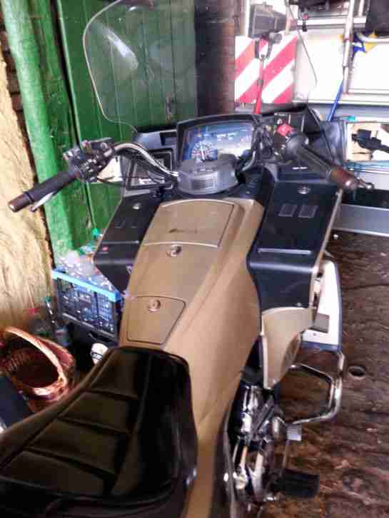 Suzuki GV1400 Cavalcade LX im Doppelpack (2Stück)