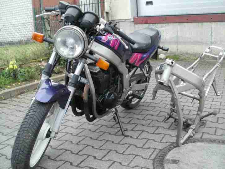 Suzuki Gs 500E