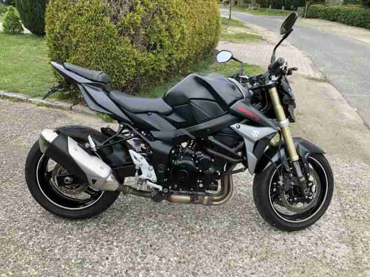 Suzuki Gsr 750- Top Zustand mit ABS