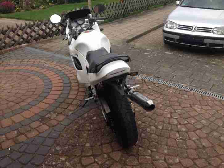 Suzuki Gsx 600F