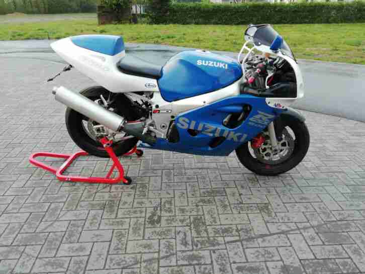 Suzuki Gsxr 600 srad