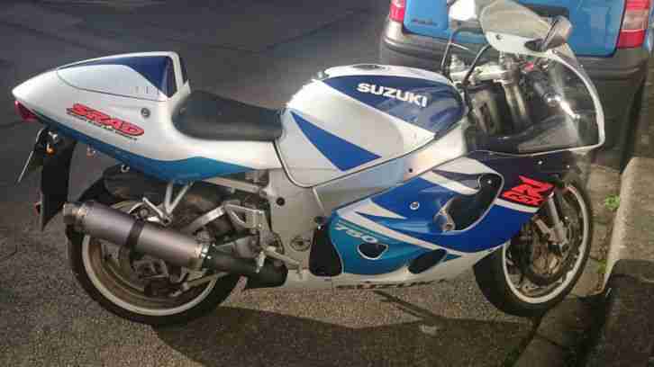 Suzuki Gsxr 750