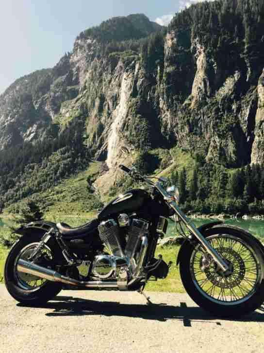 Suzuki Intruder 1400 Custom Umbau