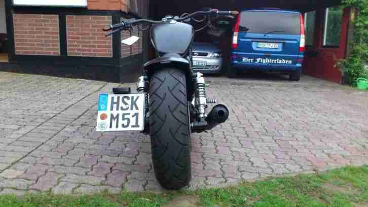 Suzuki Intruder 1400er schwarz matt Totalumbau