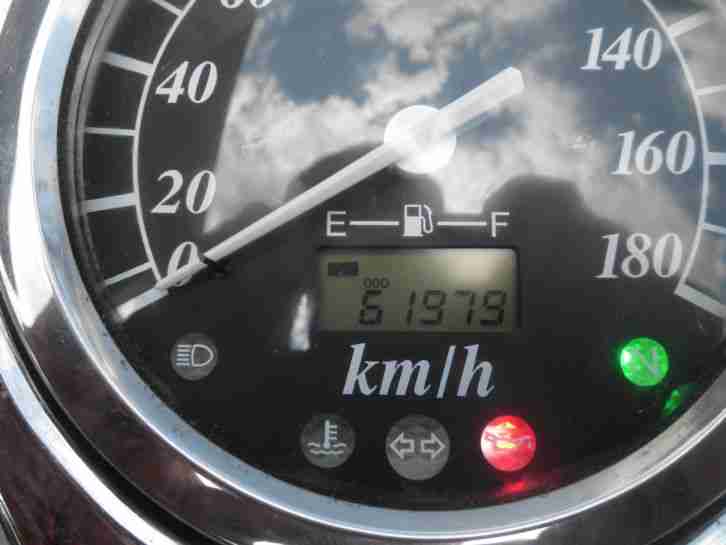 Suzuki Intruder VL800 2Jahre TÜV